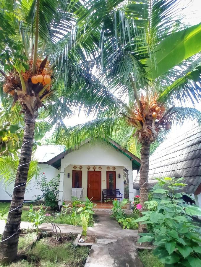 Follow The Rabbit Bungalow Gili Air Dış mekan fotoğraf
